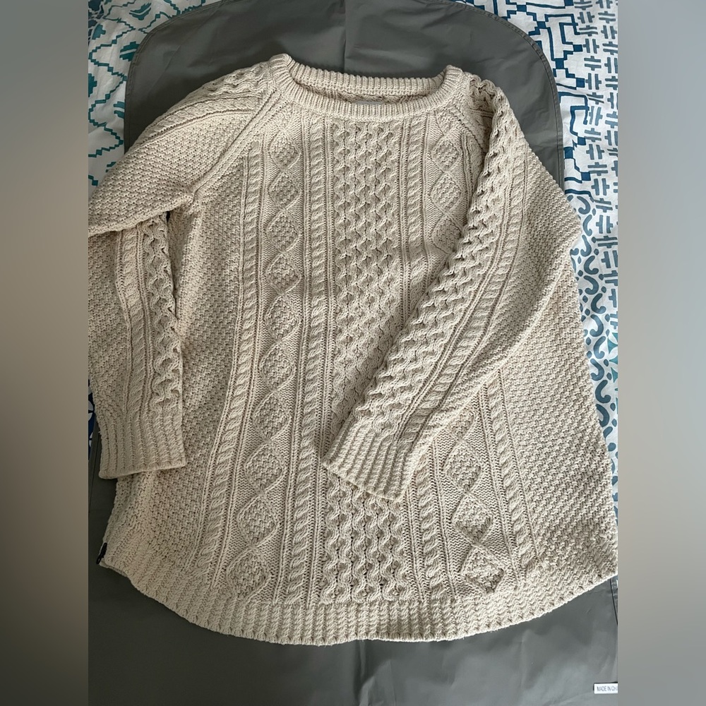 *SOLD* / LL Bean Signature Fisherman Sweater